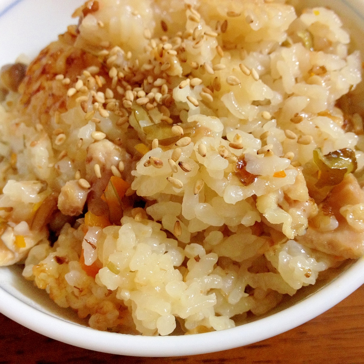 だしガラで鶏もも炊き込みご飯 レシピ 作り方 By Mi 6352 楽天レシピ だしガラで鶏もも炊き込みご飯 レシピ 作り方 By Mi 6352 楽天レシピ